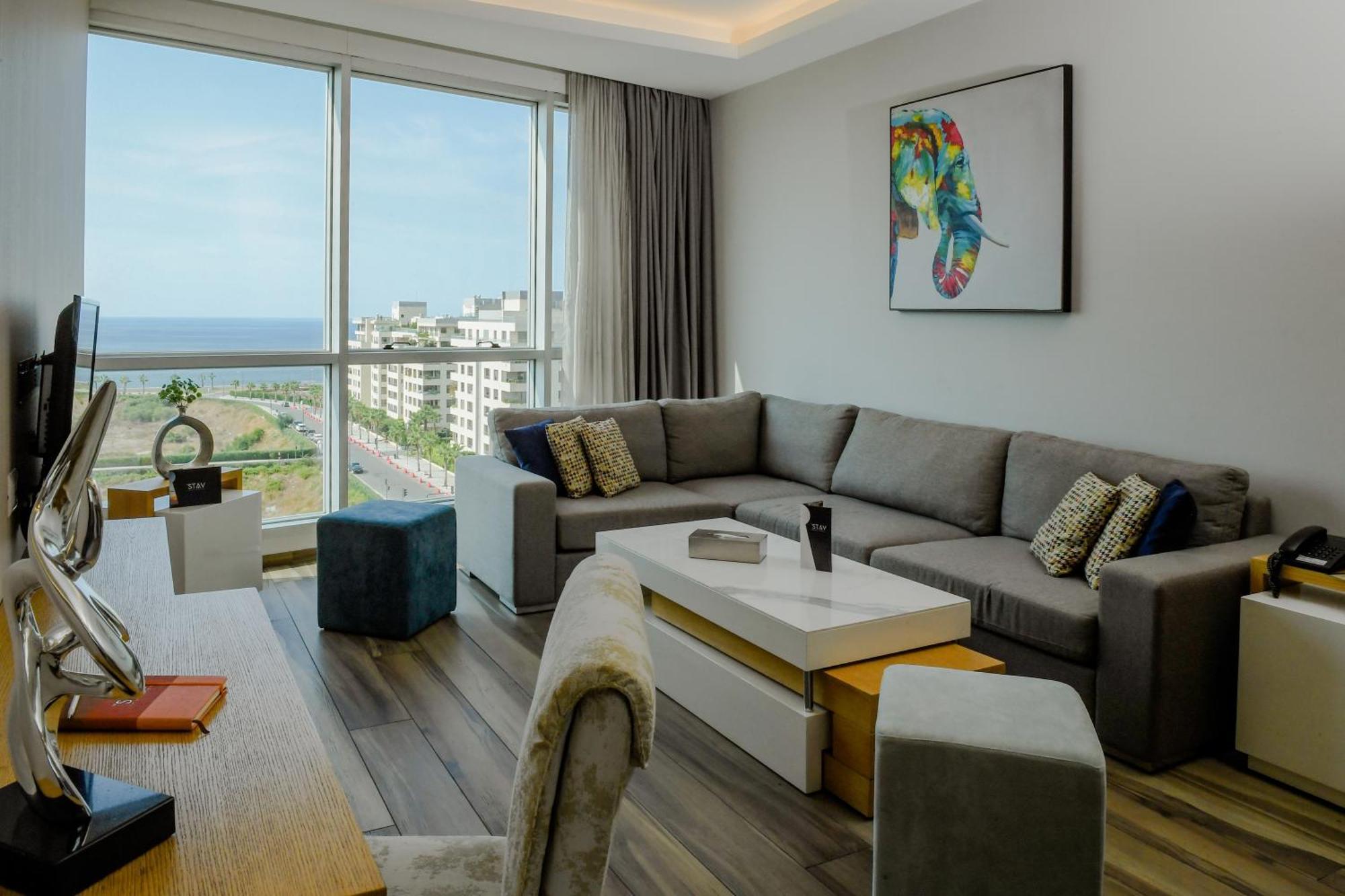 The Stay Furnished Apartments Дбайех Экстерьер фото